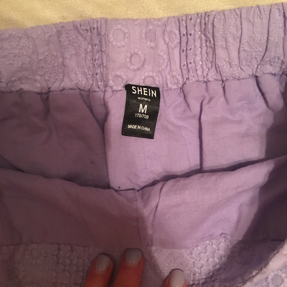 Shorts - Picture 3 of 3